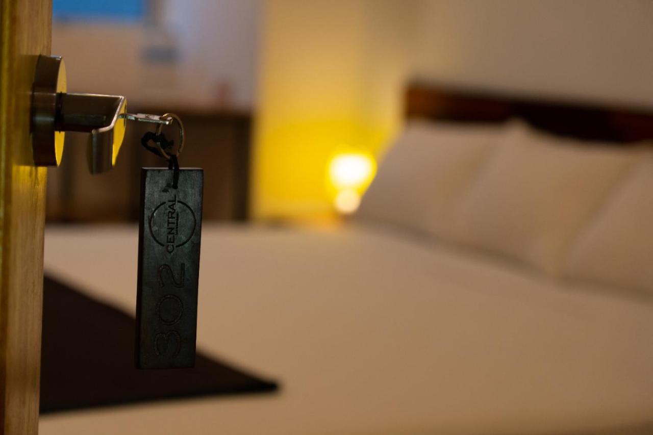 Central Bed & Breakfast Икитос Экстерьер фото